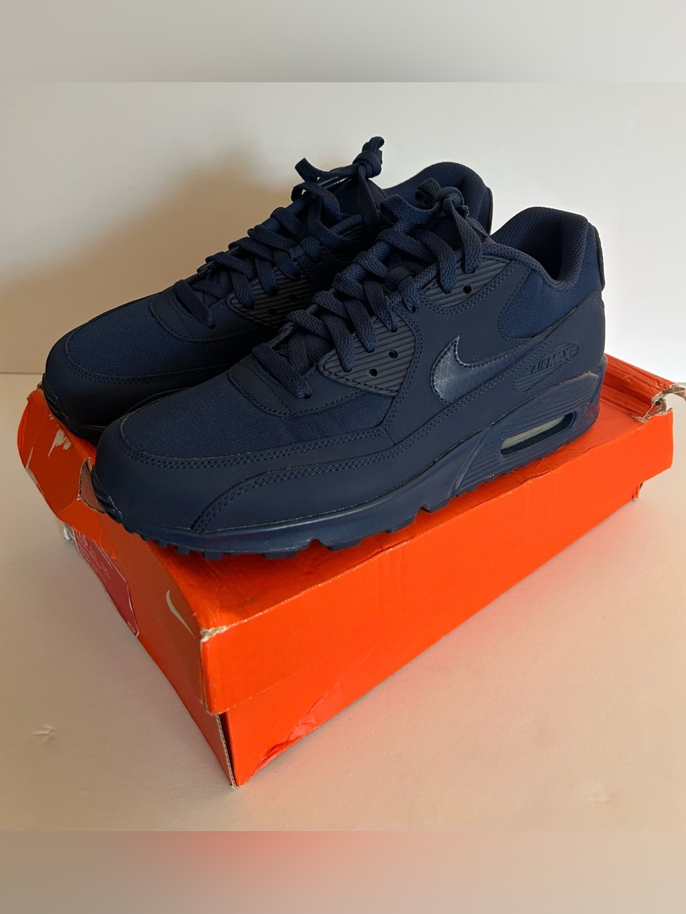 Nike Air Max 90 Essential Midnight Navy Box Label